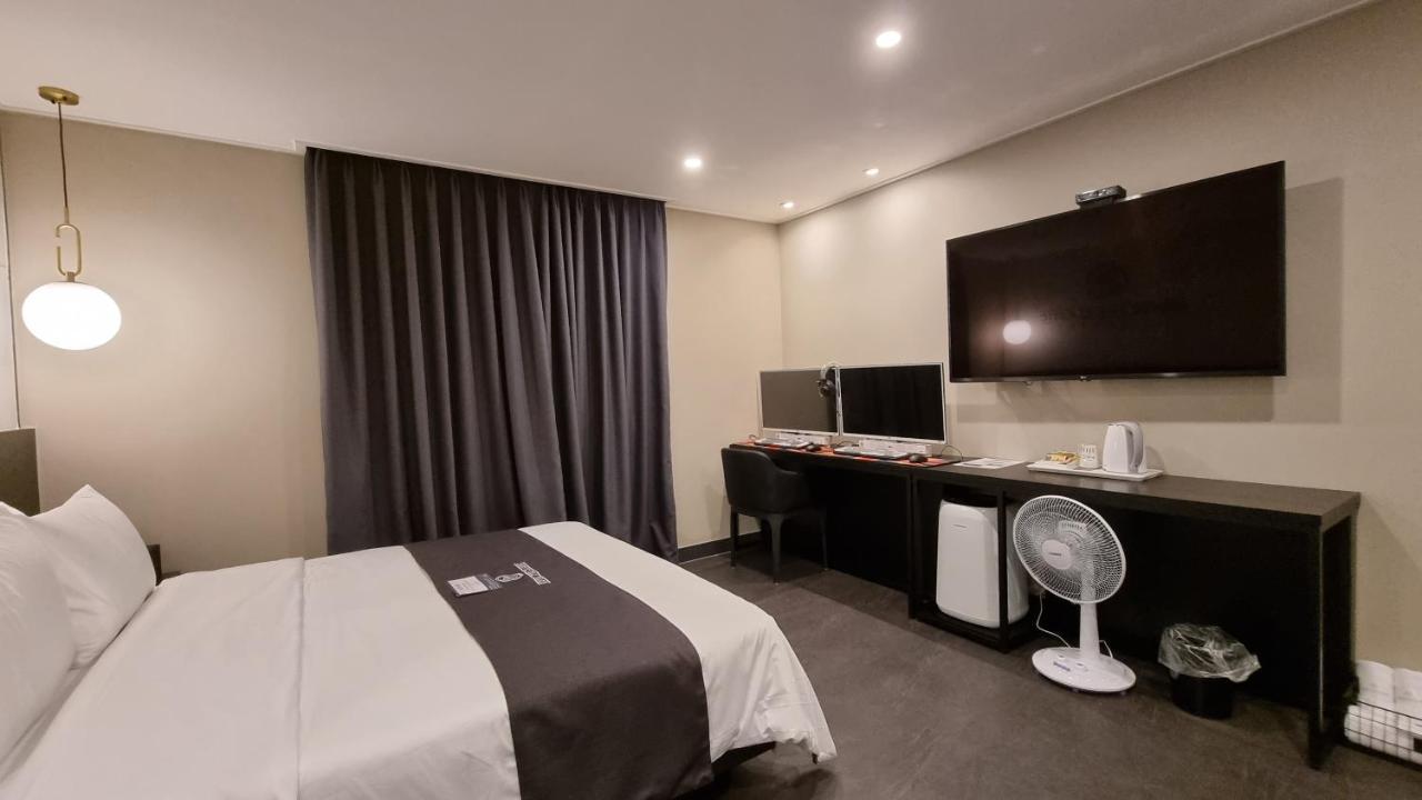 Hotel The Classic Ulsan Dış mekan fotoğraf